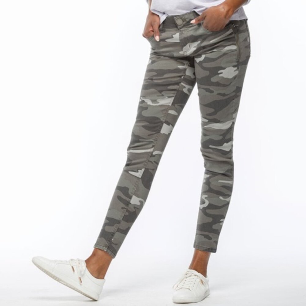 Democracy Camo Ab Solution Skinny Jeans Pants Women's Size 10 Stretch